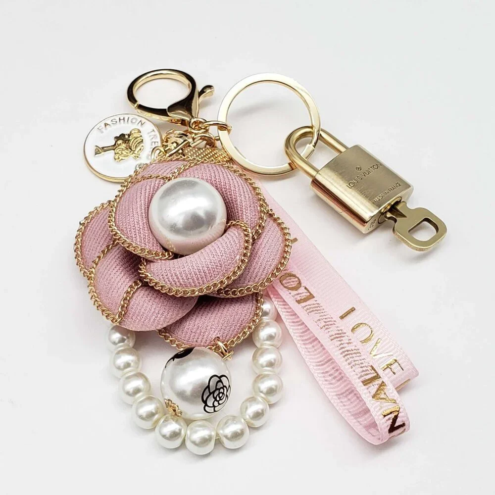 Authentic Louis Vuitton Lock & Key with unbranded Bagcharm, Keycharm, Keychain - Picture 7 of 8